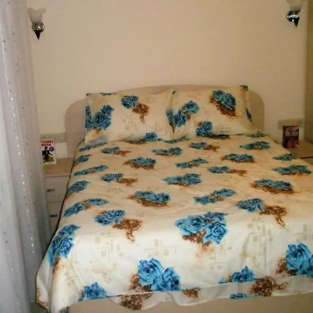Apartament 2 Bed, 2 Bath On Private Site Within 300m Of The Bogazici